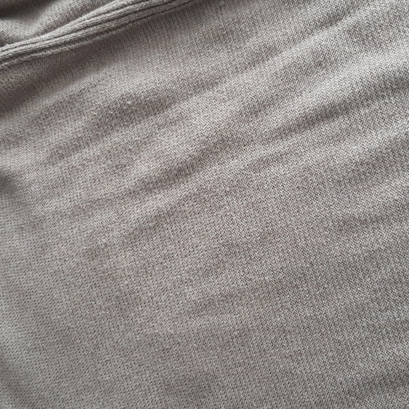 Sweater - Picture 3 of 4